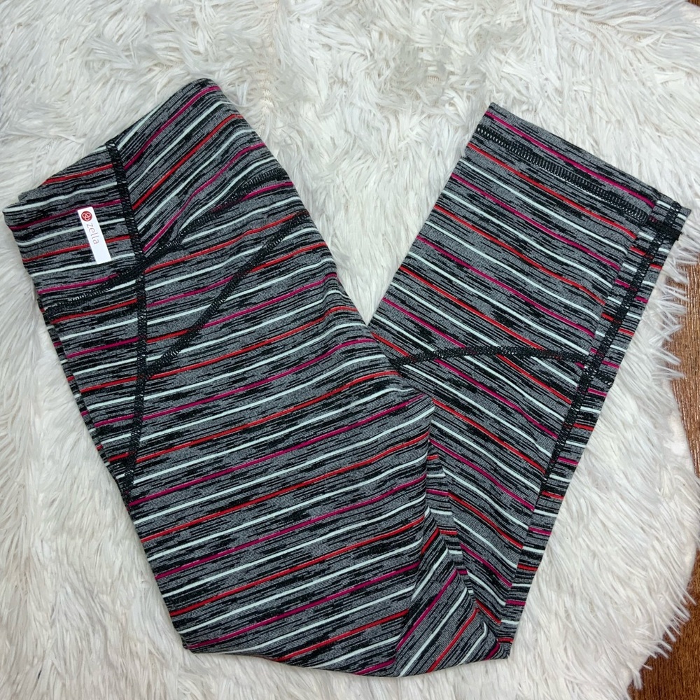 Zella Gray Red Pink Stripped Yoga Capris Size XS